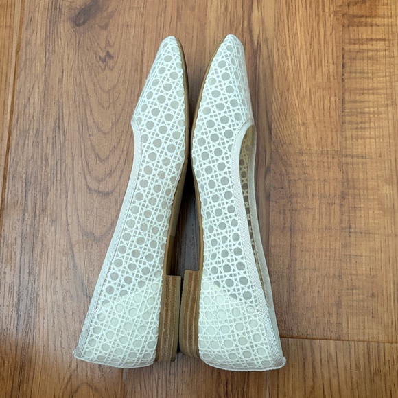 TOMS Briella Women's Lace Cream Flat with custom CloudBound foam foot bed,size 9 - Picture 2 of 7